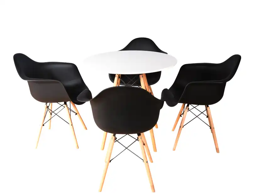 Scandinavian Round Dining Table (D70 x H75) for rent